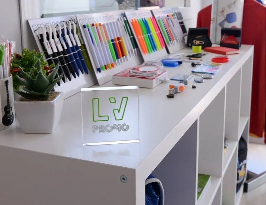 MATERIALI PROMOZIONALI 